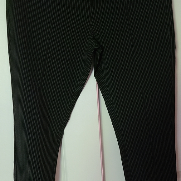 SPLIT HEM JERSEY PANTS IN  STRIPPED BLACK - Picture 5 of 5